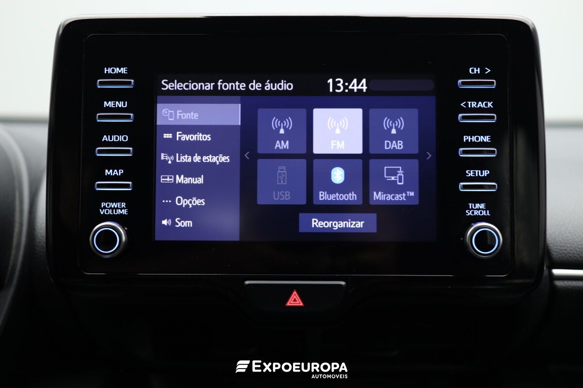 toyota-yaris-2022-gasolina-1490cc