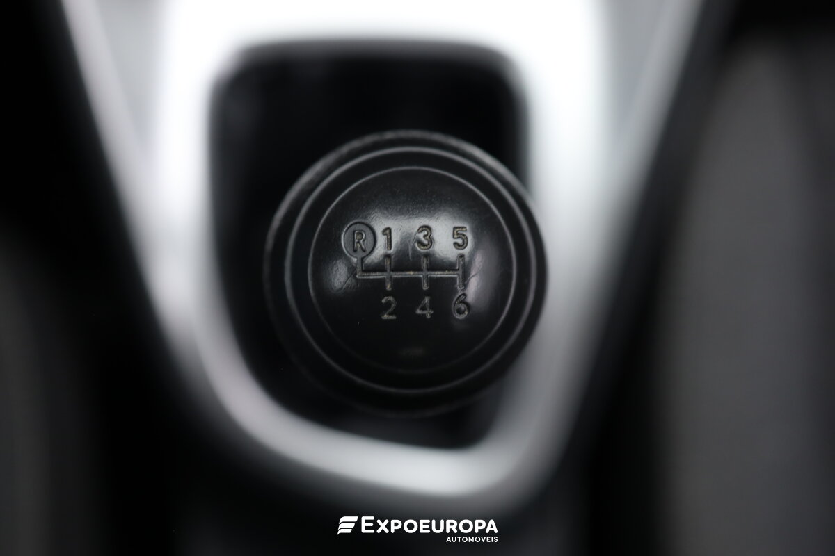 toyota-yaris-2022-gasolina-1490cc