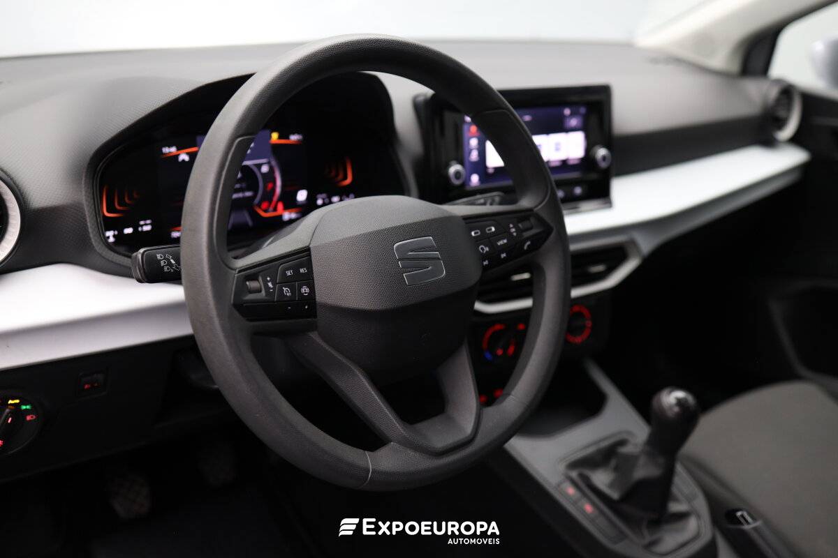 seat-ibiza-2023-gasolina-999cc