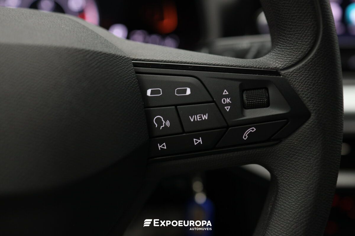 seat-ibiza-2023-gasolina-999cc
