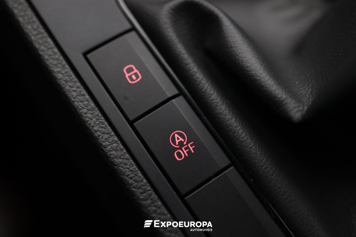 seat-ibiza-2023-gasolina-999cc
