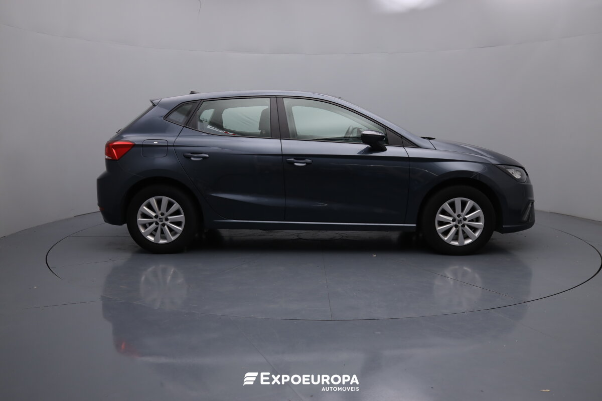 seat-ibiza-2023-gasolina-999cc