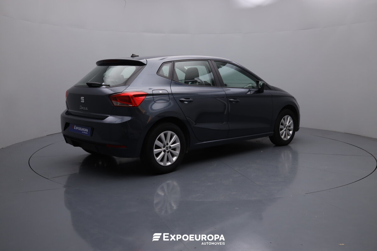 seat-ibiza-2023-gasolina-999cc