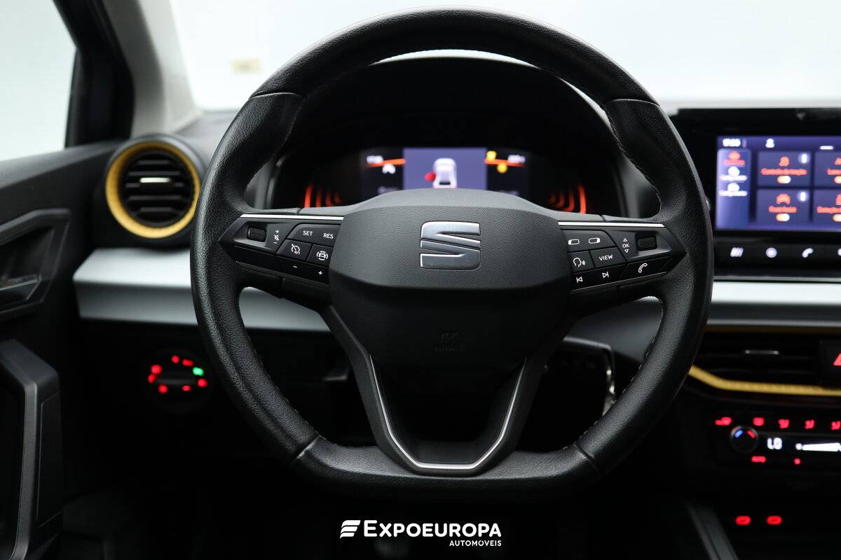seat-ibiza-2023-gasolina-999cc