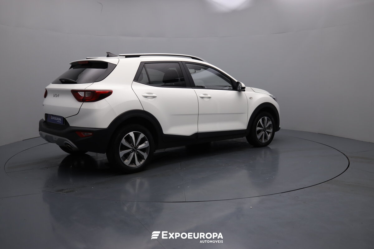 kia-stonic-2024-gasolina-1197cc