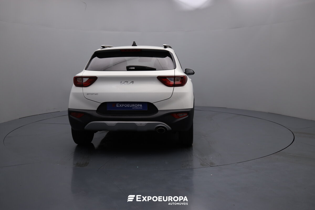 kia-stonic-2024-gasolina-1197cc