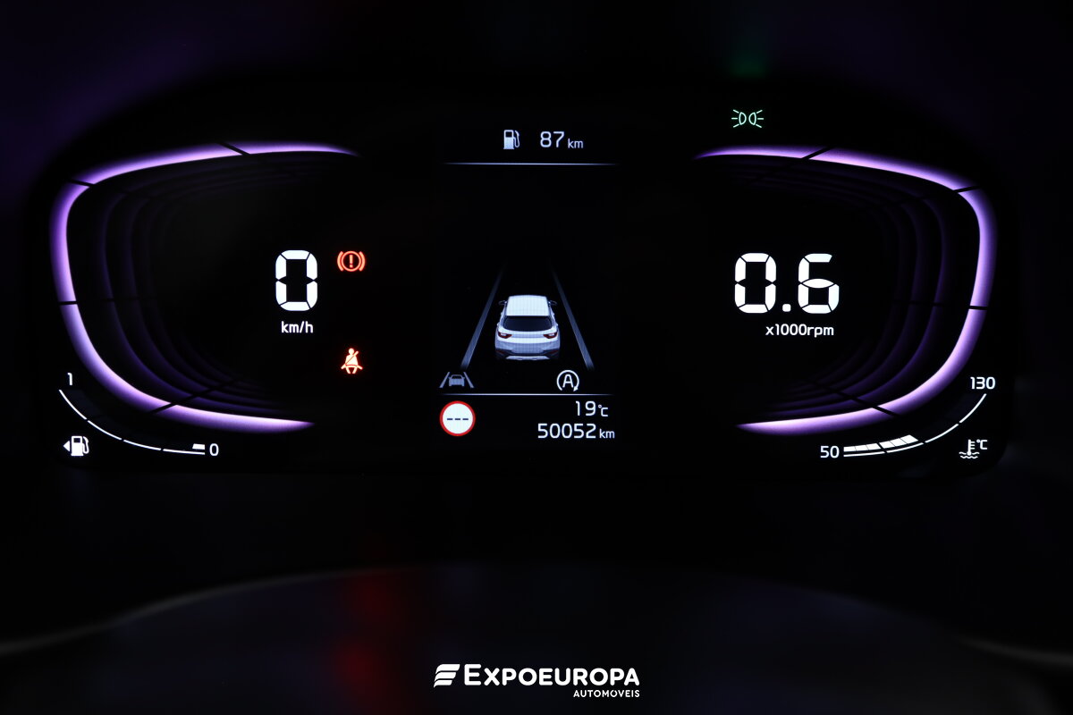 kia-stonic-2024-gasolina-1197cc