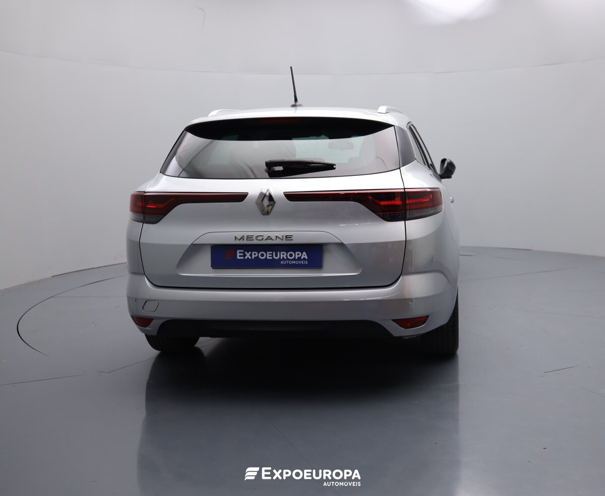 renault-megane-2022-diesel-1461cc