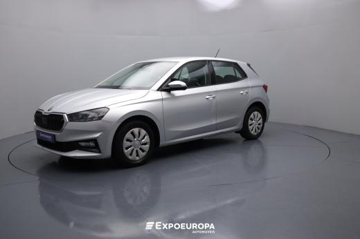 skoda-fabia-2023-gasolina-999cc