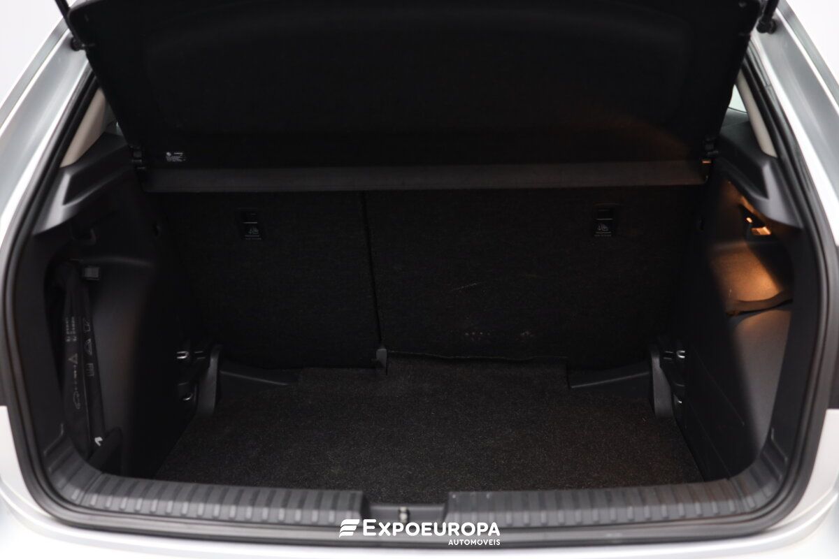 skoda-fabia-2023-gasolina-999cc