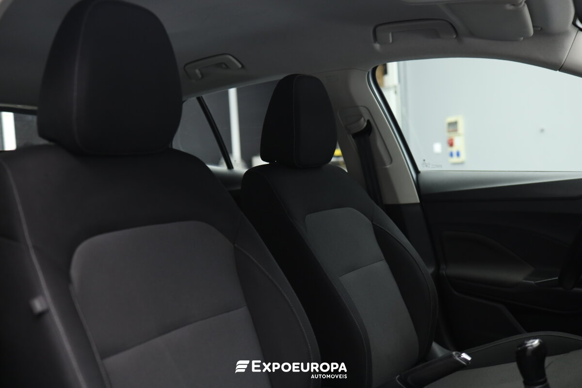 skoda-fabia-2023-gasolina-999cc