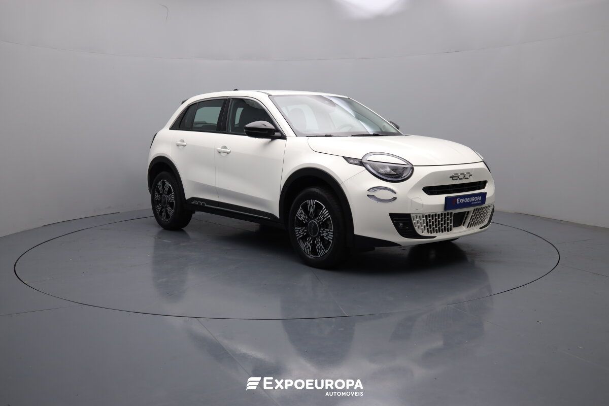 fiat-600-2025-hibrido-a-gasolina-1199cc