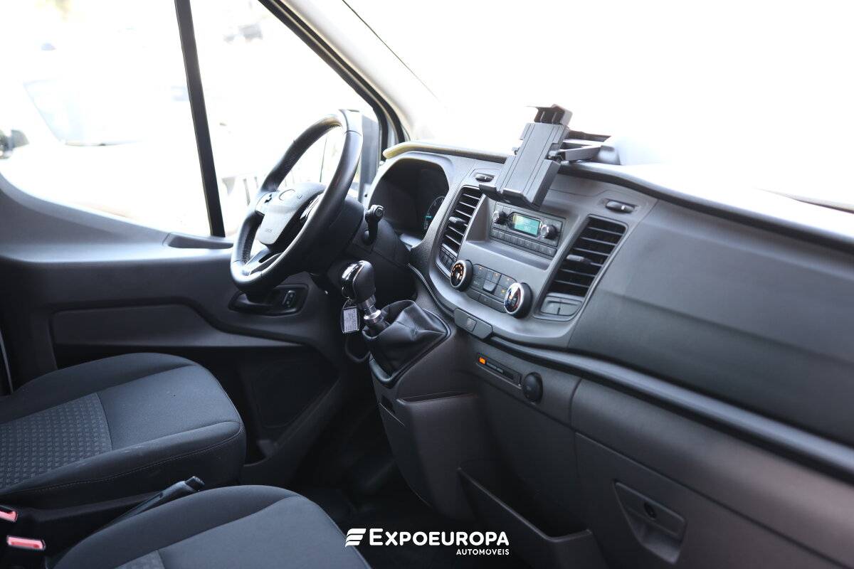 ford-transit-2023-diesel-1995cc