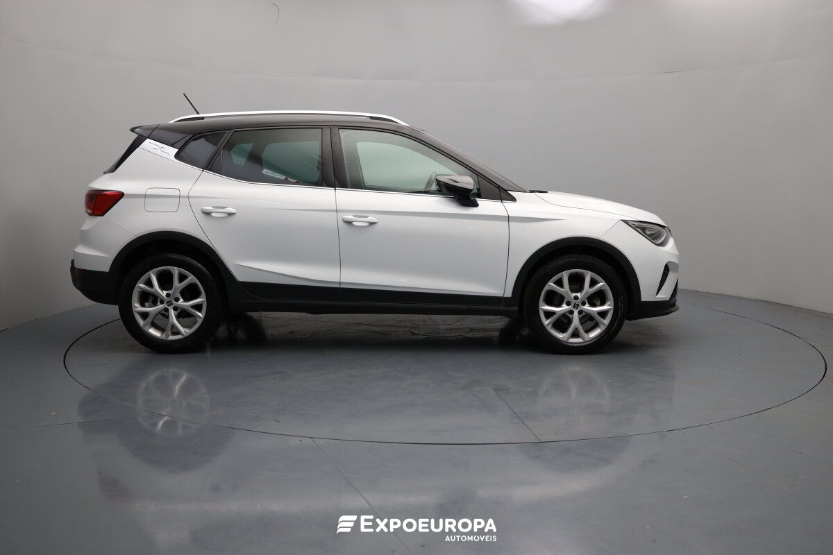 seat-arona-2024-gasolina-999cc