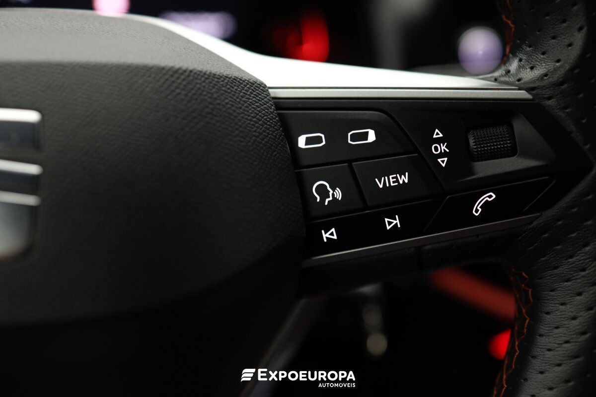 seat-arona-2024-gasolina-999cc