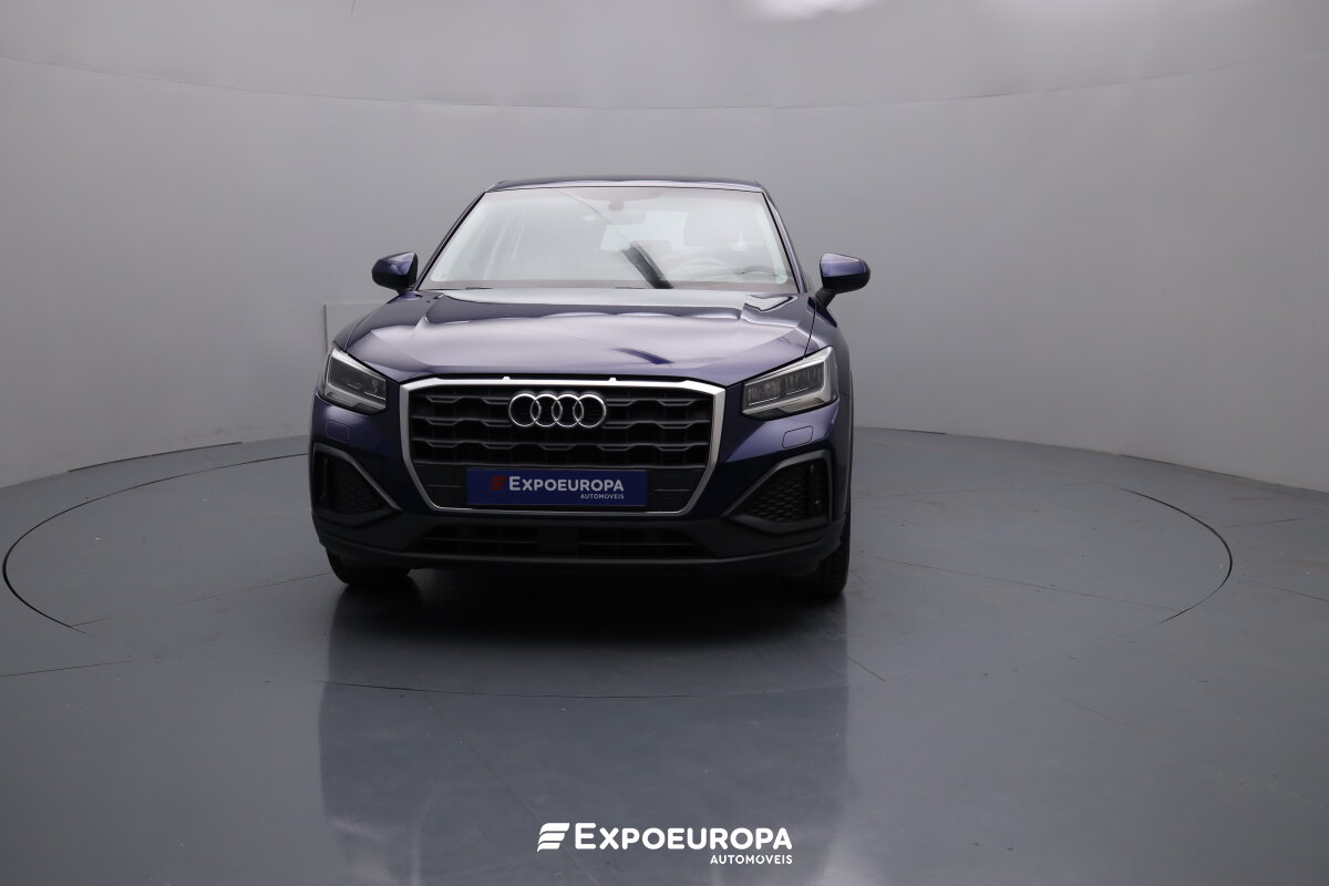 audi-q2-2023-gasolina-999cc