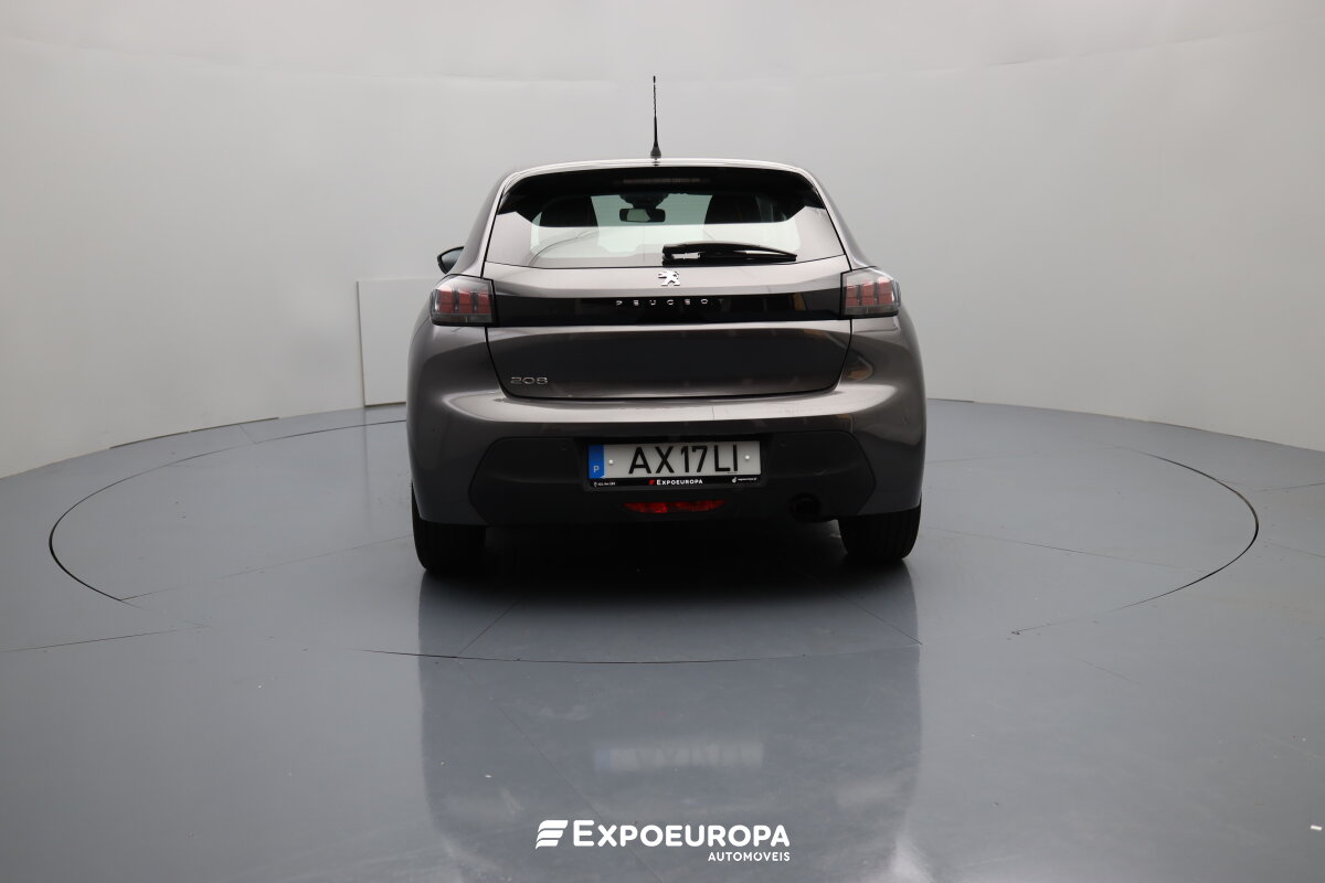 peugeot-208-2023-diesel-1499cc