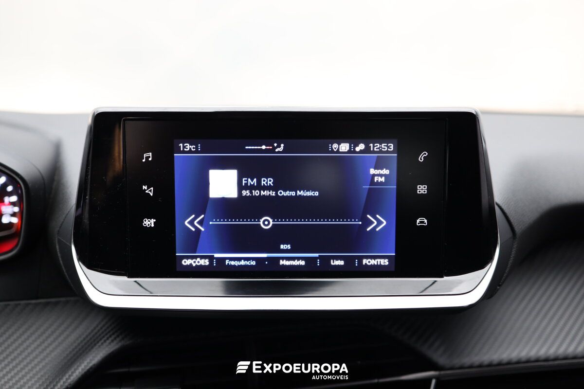 peugeot-208-2023-diesel-1499cc