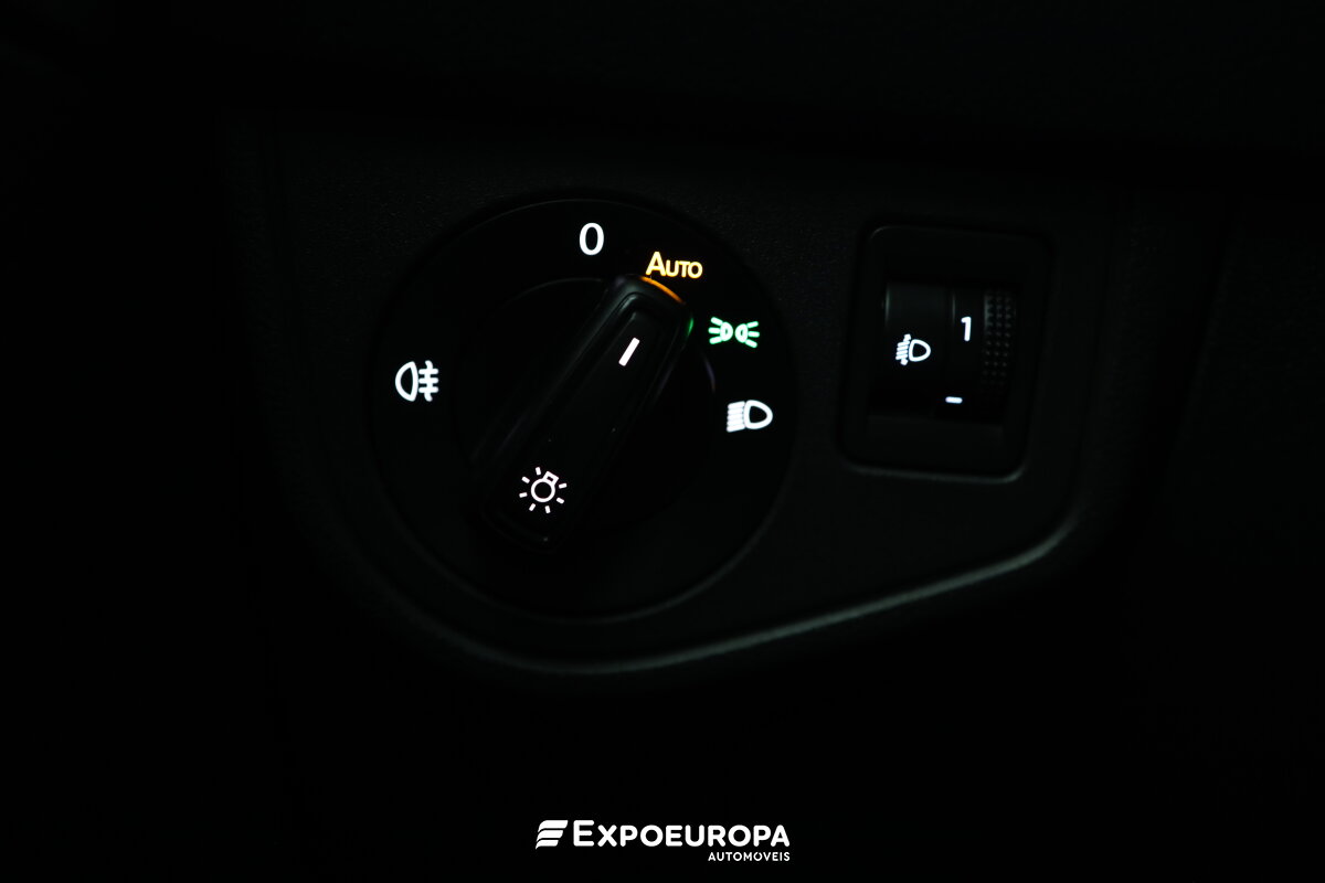 volkswagen-taigo-2025-gasolina-999cc