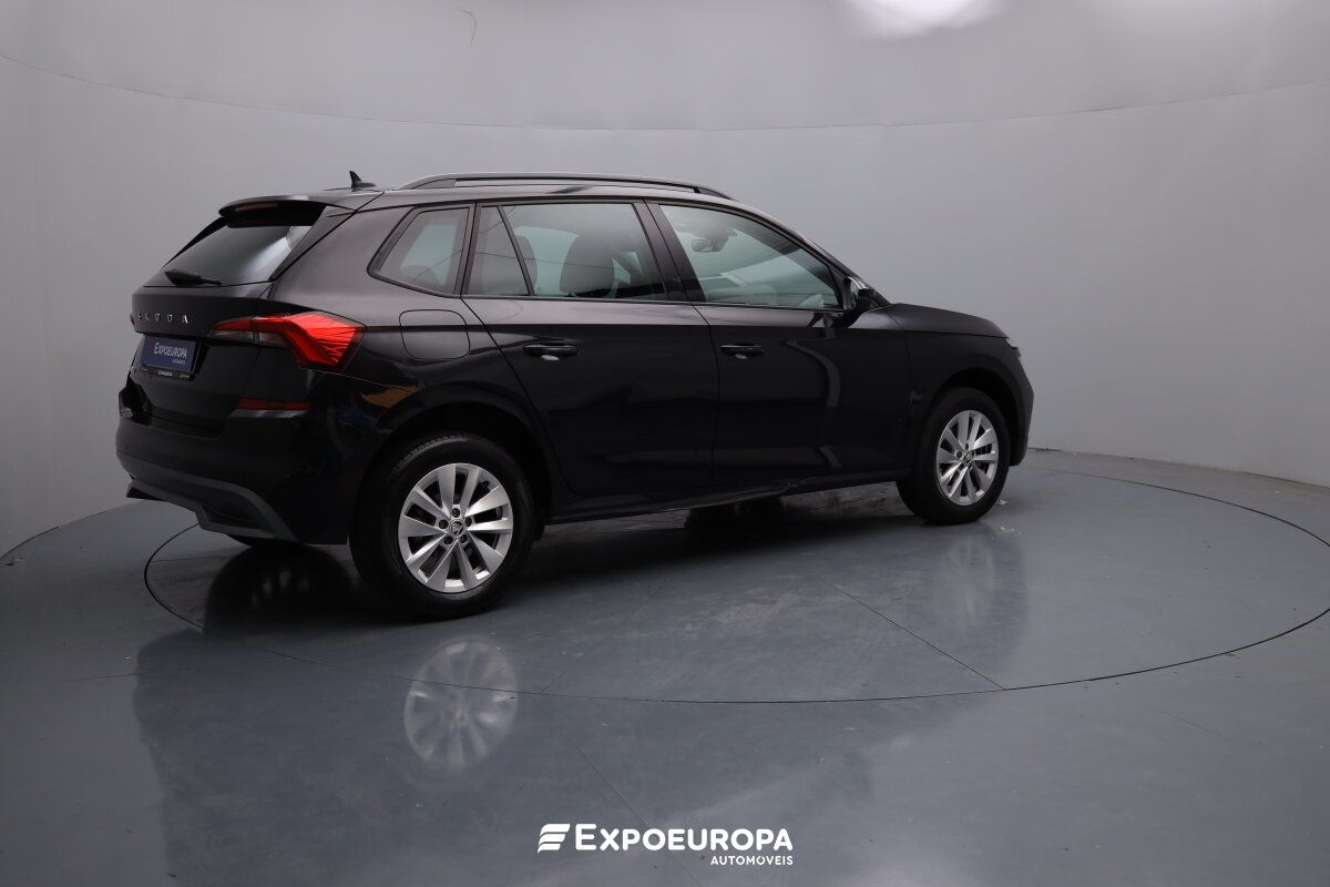 skoda-kamiq-2023-gasolina-999cc