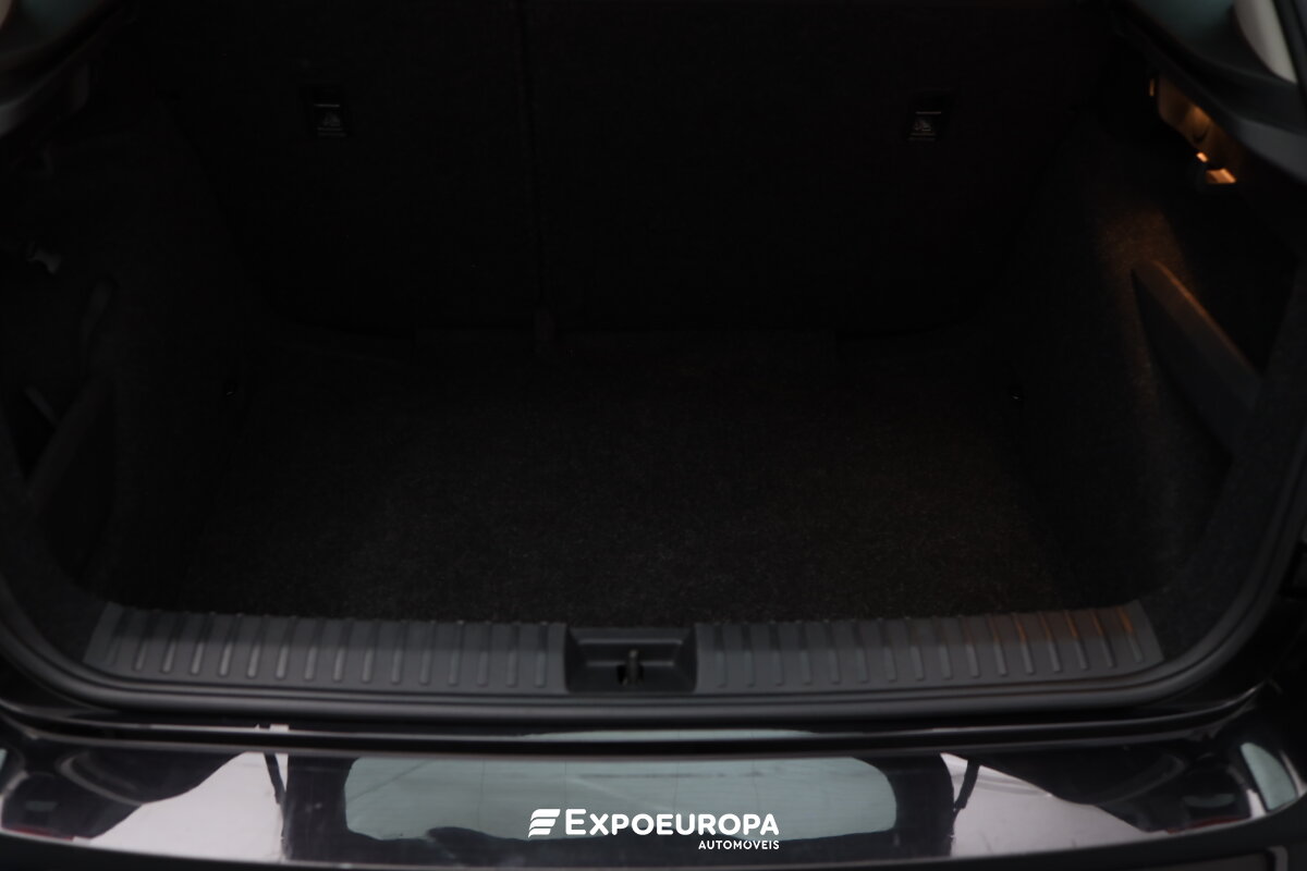 skoda-kamiq-2023-gasolina-999cc