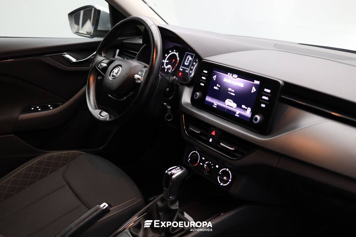 skoda-kamiq-2023-gasolina-999cc