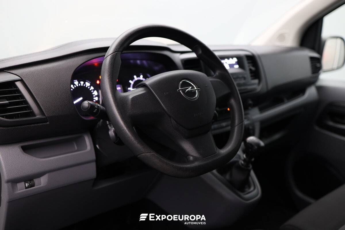 opel-vivaro-2022-diesel-1499cc