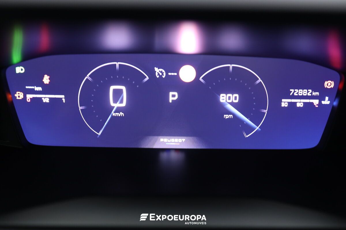 peugeot-2008-2024-gasolina-1199cc