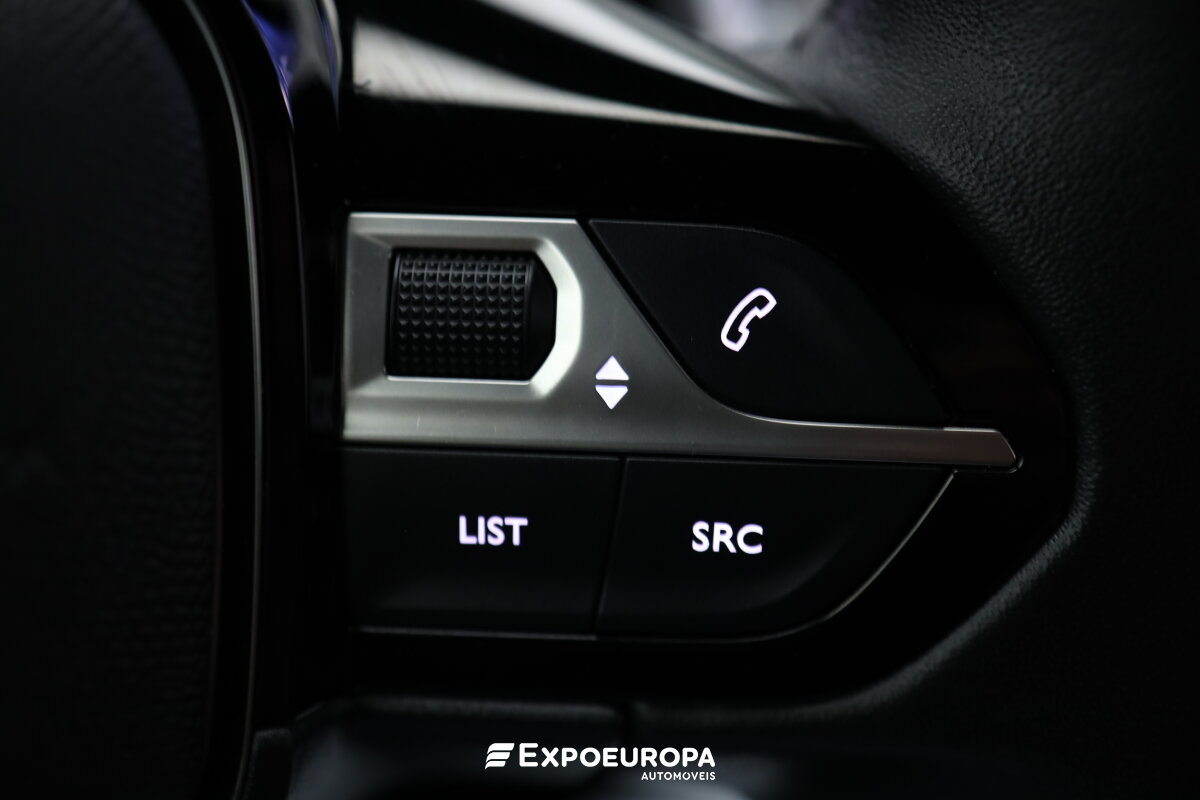 peugeot-2008-2024-gasolina-1199cc