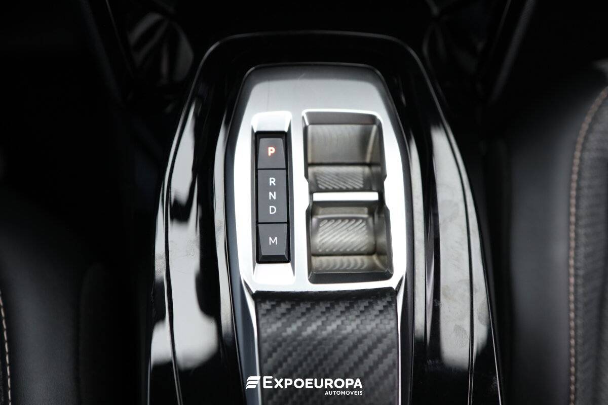 peugeot-2008-2024-gasolina-1199cc