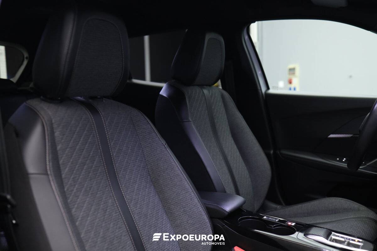 peugeot-2008-2024-gasolina-1199cc