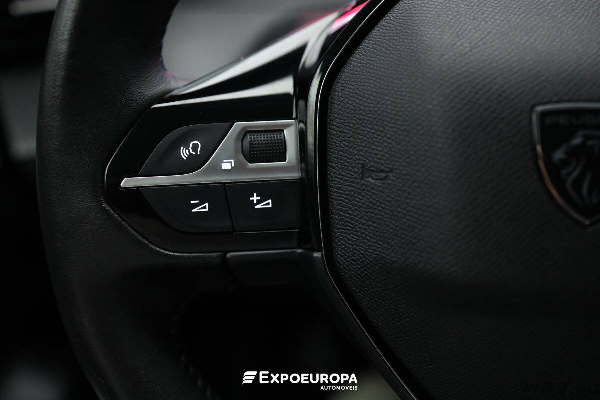peugeot-208-2024-gasolina-1199cc