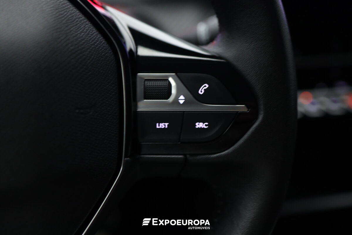 peugeot-208-2024-gasolina-1199cc