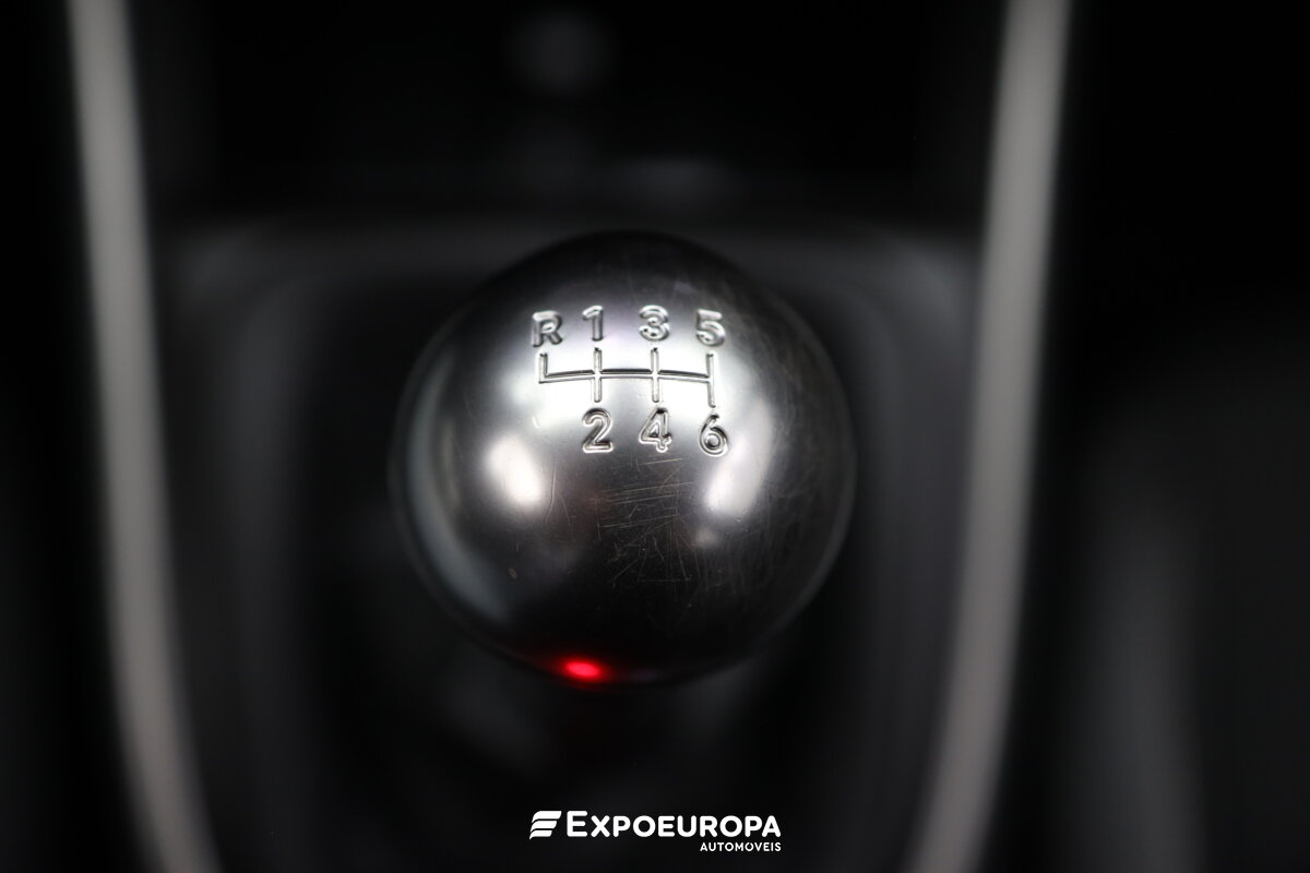 jeep-avenger-2024-gasolina-1199cc