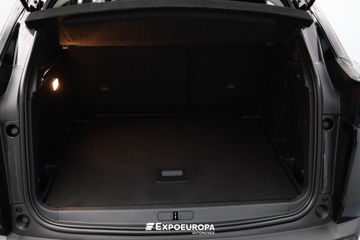 peugeot-3008-2022-diesel-1499cc