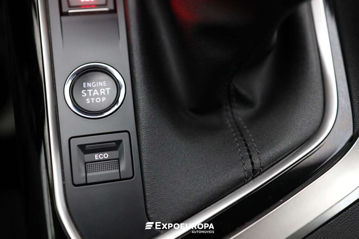 peugeot-3008-2022-diesel-1499cc