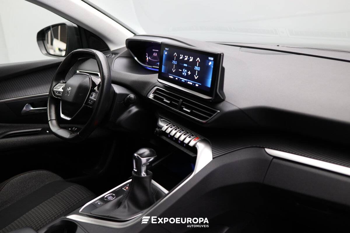 peugeot-3008-2022-diesel-1499cc
