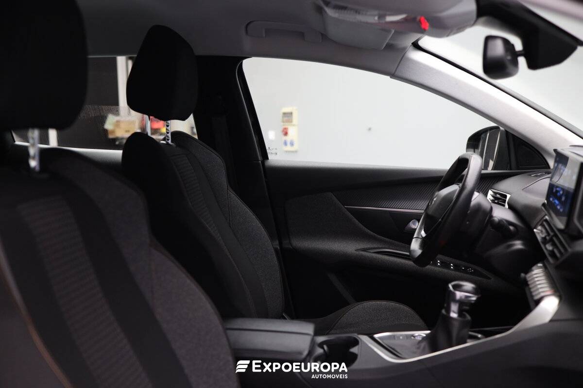 peugeot-3008-2022-diesel-1499cc