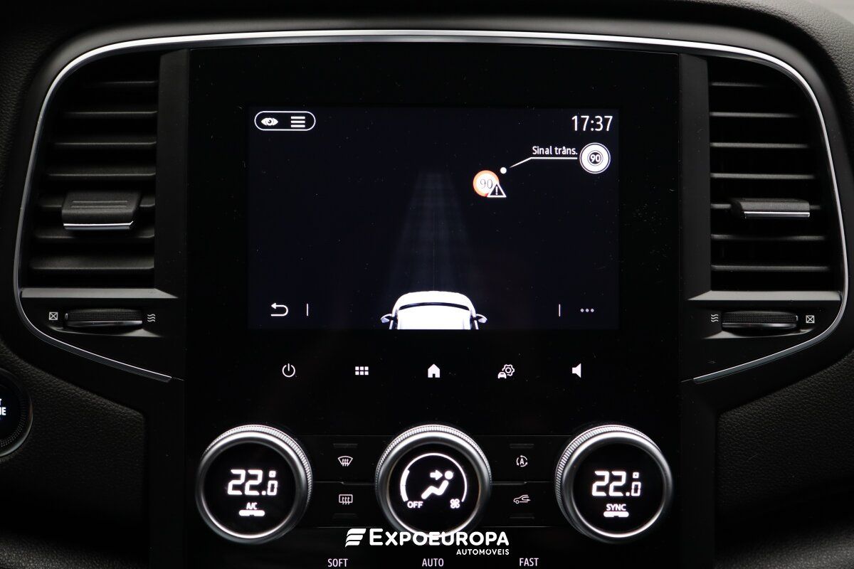 renault-megane-2021-hibrido-a-gasolina-1332cc