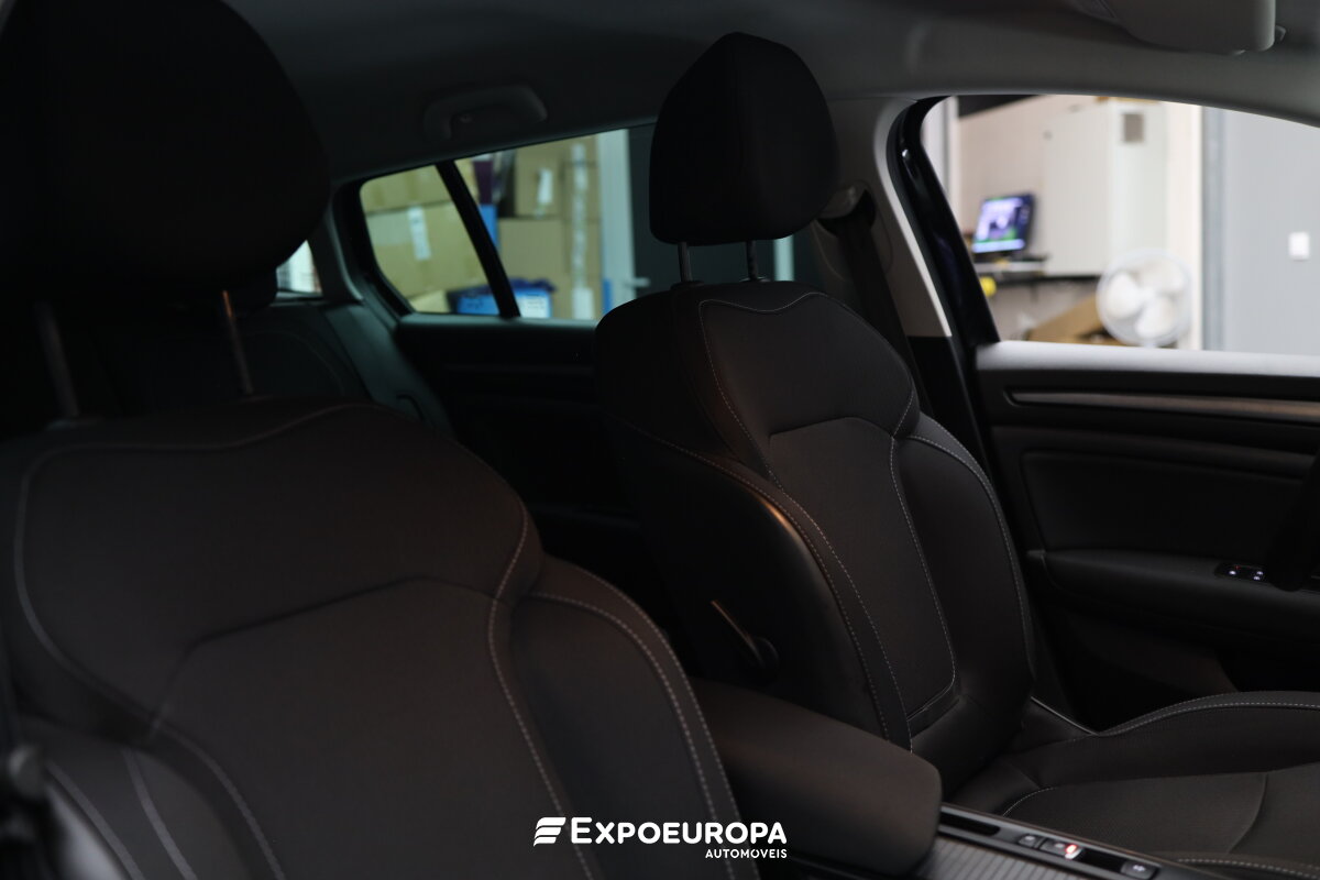 renault-megane-2021-hibrido-a-gasolina-1332cc