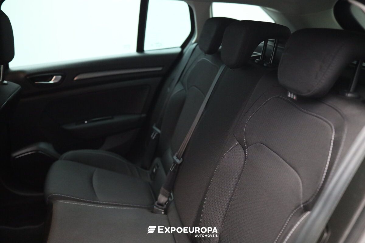 renault-megane-2021-hibrido-a-gasolina-1332cc