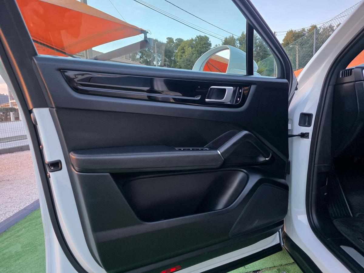 porsche-cayenne-e-hybrid-2019-gasolina-2995cc