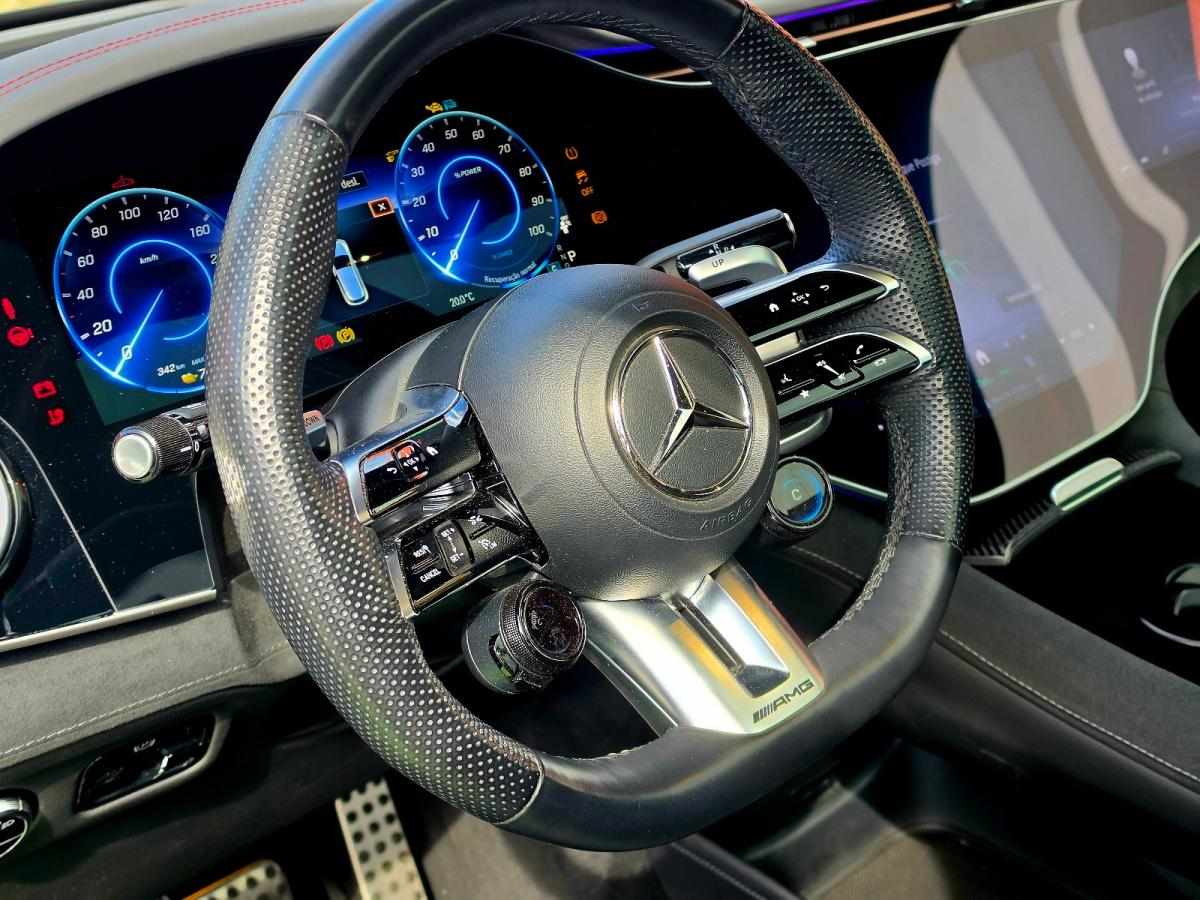 mercedes-benz-eqe-1-geracao-2024-eletrico