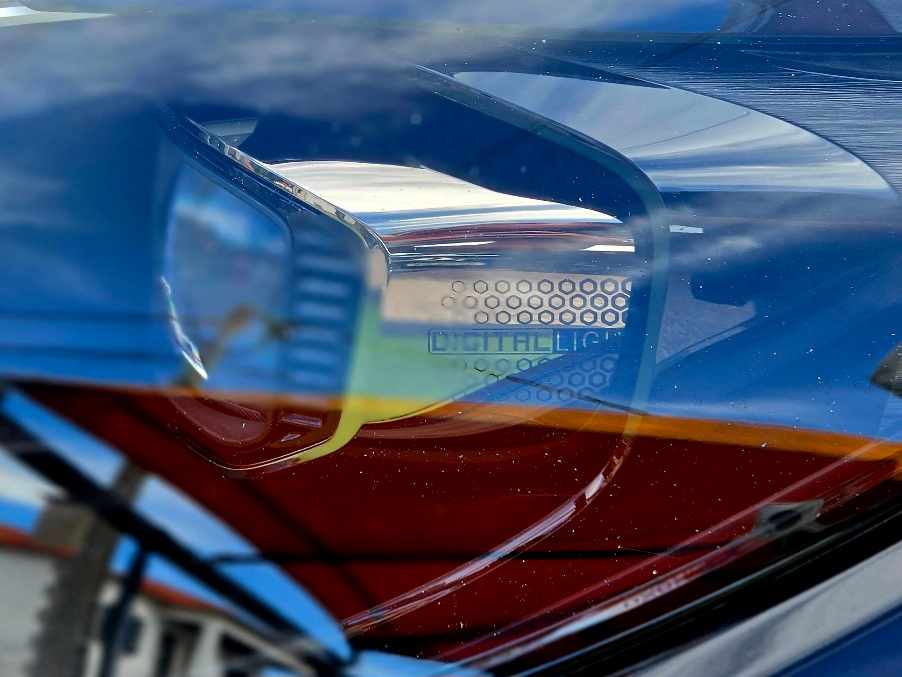 mercedes-benz-eqe-1-geracao-2024-eletrico