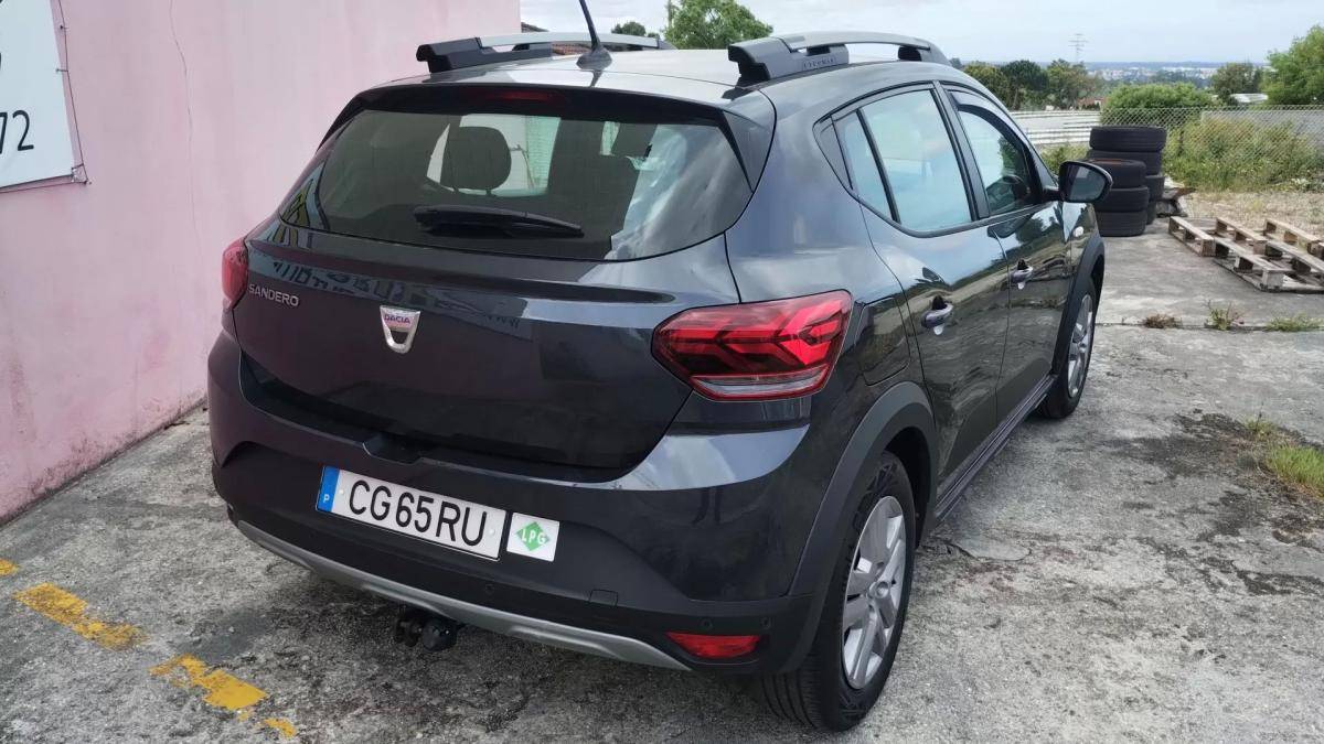 dacia-sandero-2022-gpl-999cc