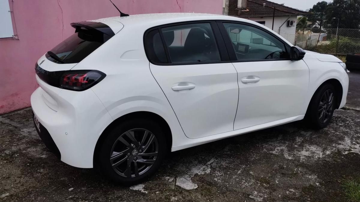 peugeot-208-2022-gasolina-1199cc
