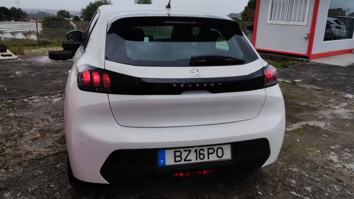 peugeot-208-2022-gasolina-1199cc