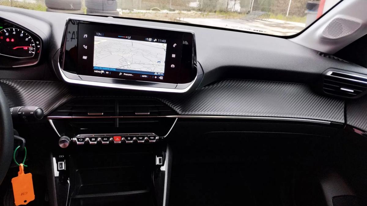 peugeot-208-2022-gasolina-1199cc