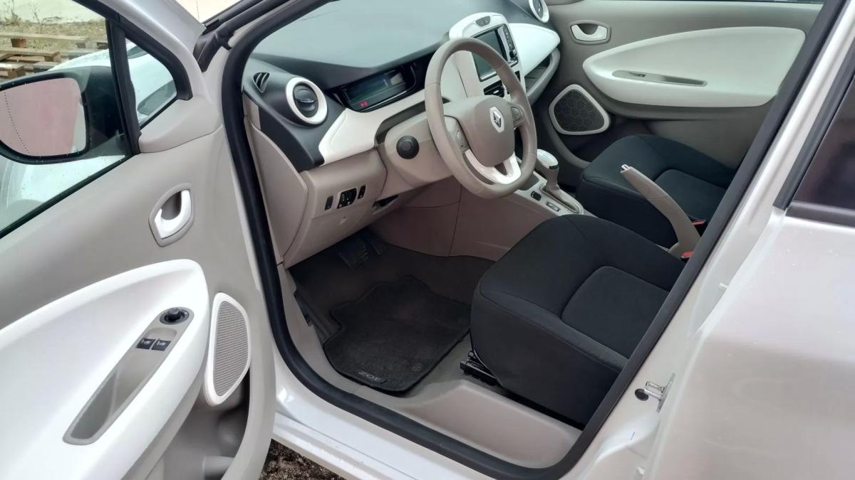 renault-zoe-2019-eletrico-200cc