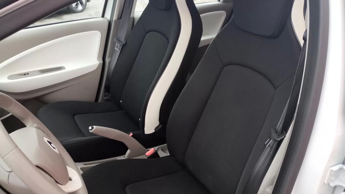 renault-zoe-2019-eletrico-200cc